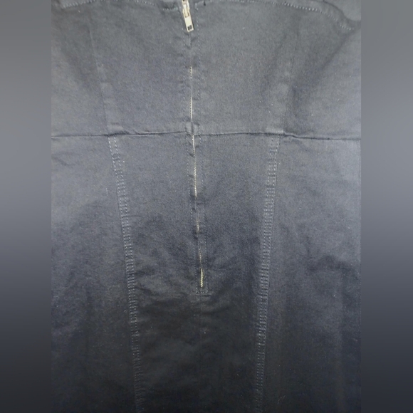 Utcoco Collection Black Dress - Picture 3 of 5